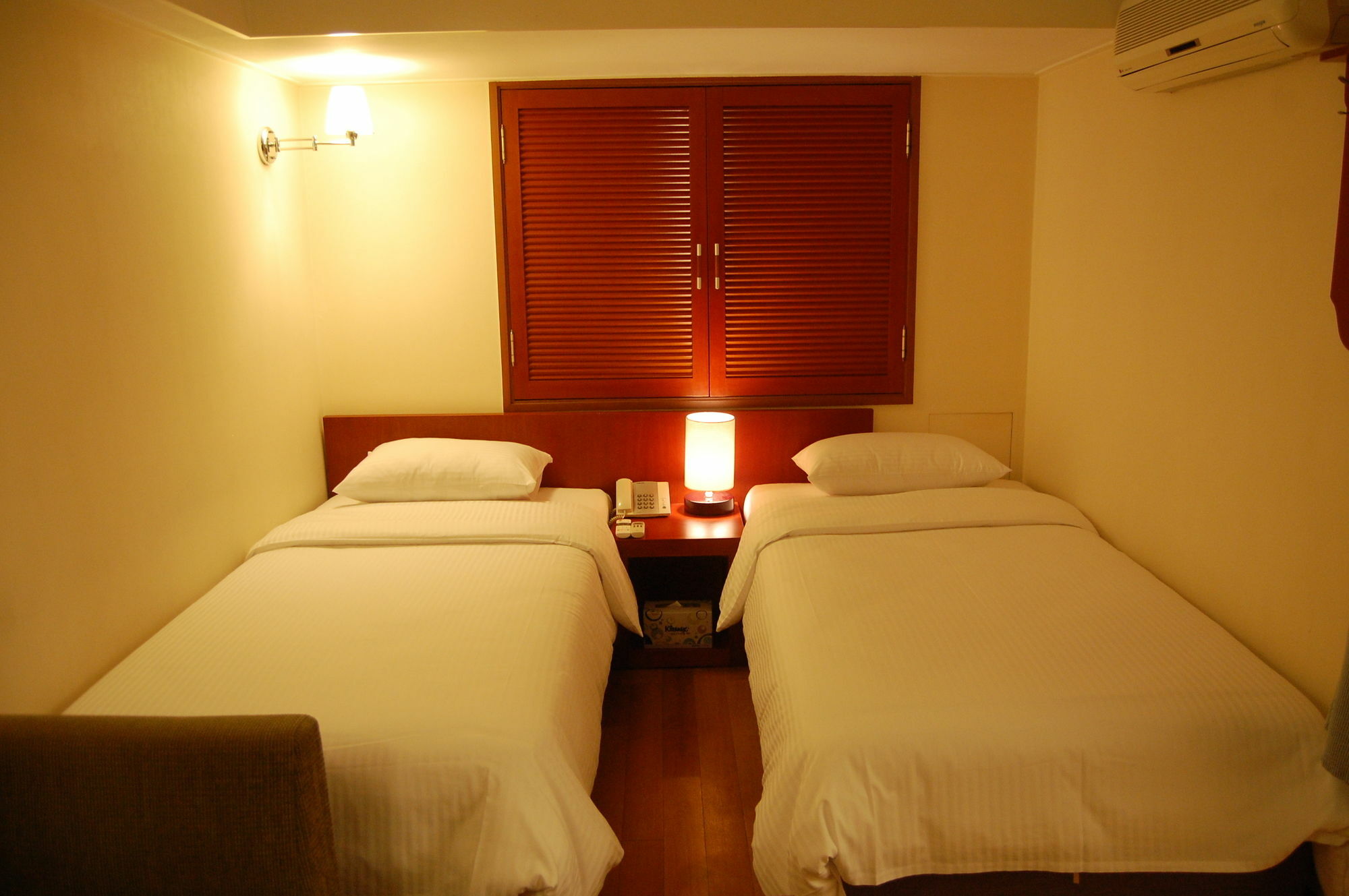 New Korea Hotel Сеул Экстерьер фото